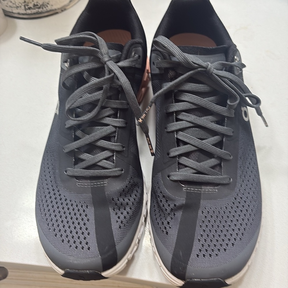 On Running Women's Athletic Shoes in Dark Gray and Light Pink - Picture 5 of 6